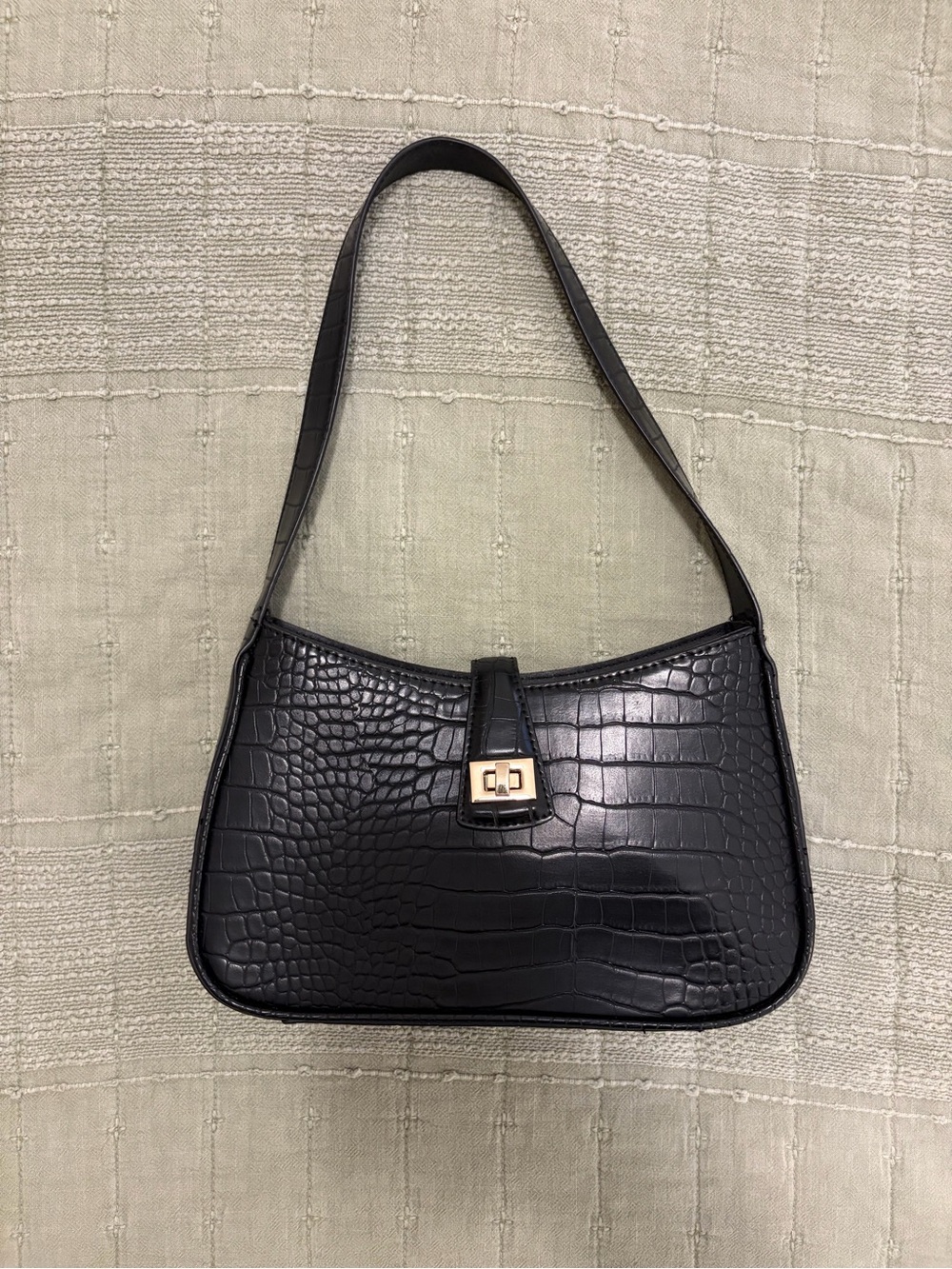 Croc Embossed H&M Black Shoulder Bag in Great Condition